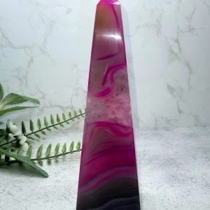 Agate Tower Polished Pink 15-17cm