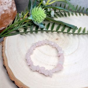 Rose quartz chip bracelet