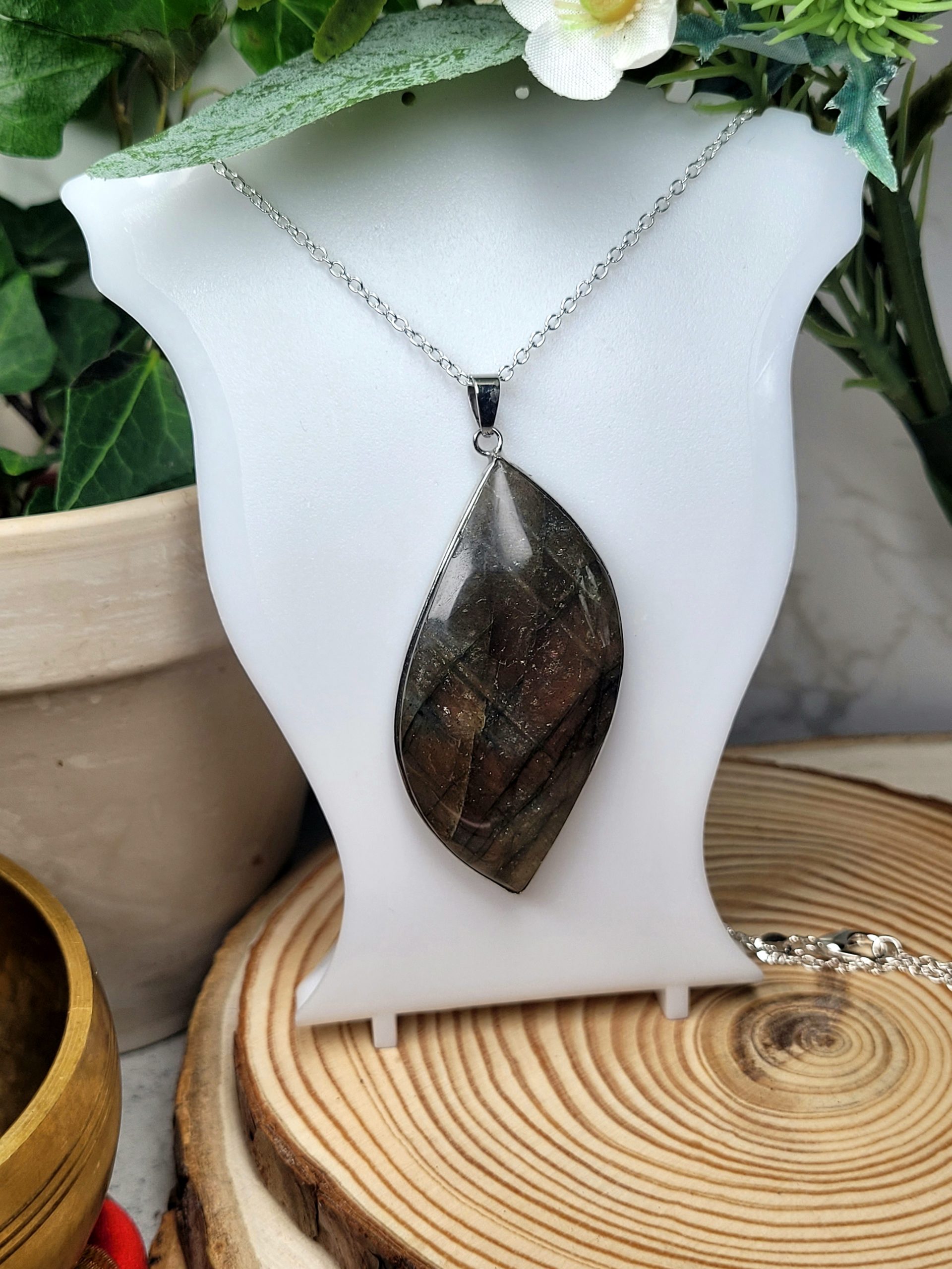 Labradorite pendant - Image 2