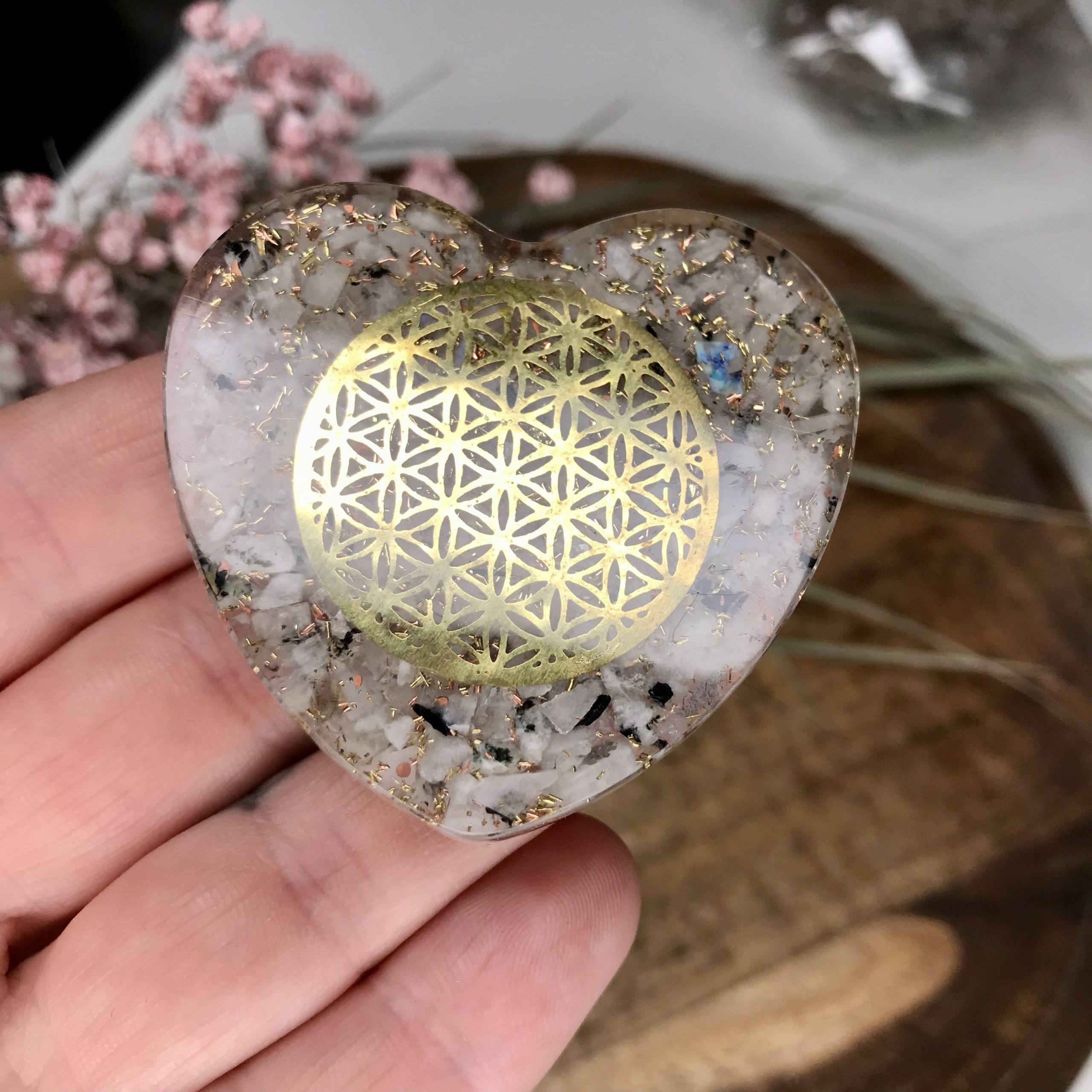 Orgonite Heart-Moonstone 5cm - Image 6