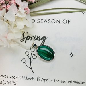 Malachite oval pendant